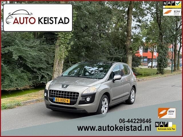 Grijs Gebruikt 2011 Peugeot 3008 MPV | € 5.950 (Eerlijke prijs) - Afbeelding 1/4