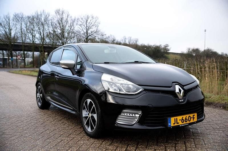 Zwart Occasion 2016 Renault Clio IV GT Hatchback | € 8.400 (Goede deal) - Afbeelding 1/4