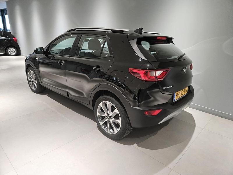 Occasion Kia Stonic 99 PK (72 kW) 2020 Zwart (metallic) SUV
