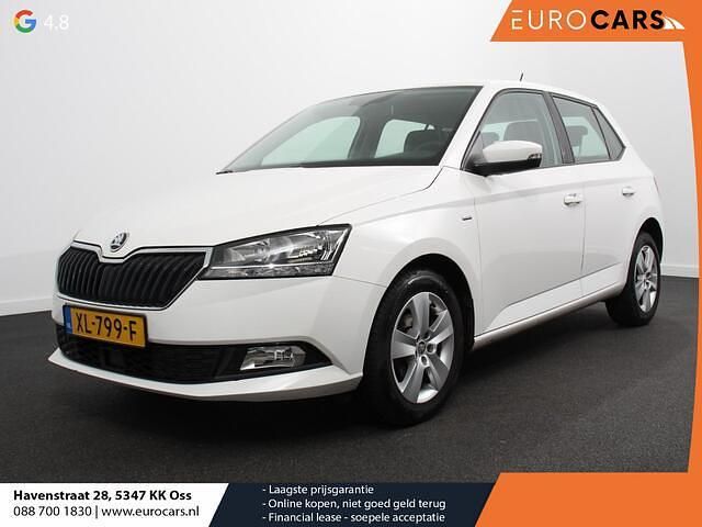 Wit Gebruikt 2019 Skoda Fabia Clever Hatchback | € 6.990 (Eerlijke prijs) - Afbeelding 1/4