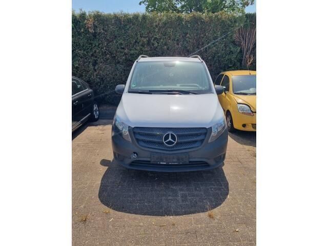 Wit Gebruikt 2020 Mercedes Vito MPV | € 7.950 - Afbeelding 1/4