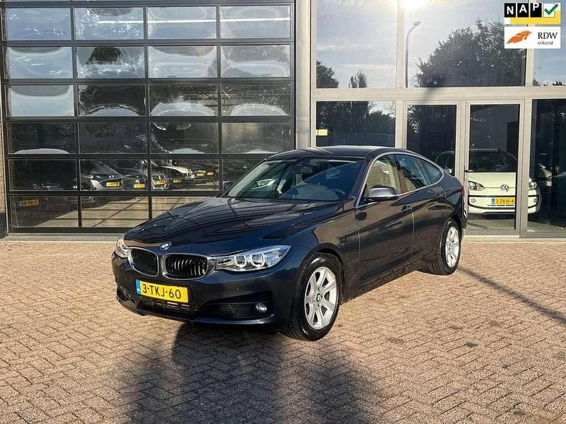 Grijs Gebruikt 2014 BMW 320 Gran Turismo Executive Hatchback | € 16.950 (Goede deal) - Afbeelding 1/4