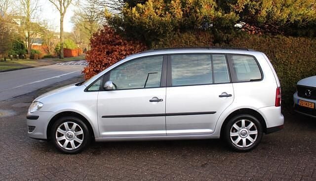 Occasion VW Touran 102 PK (75 kW) 2008 Grijs (metallic) MPV