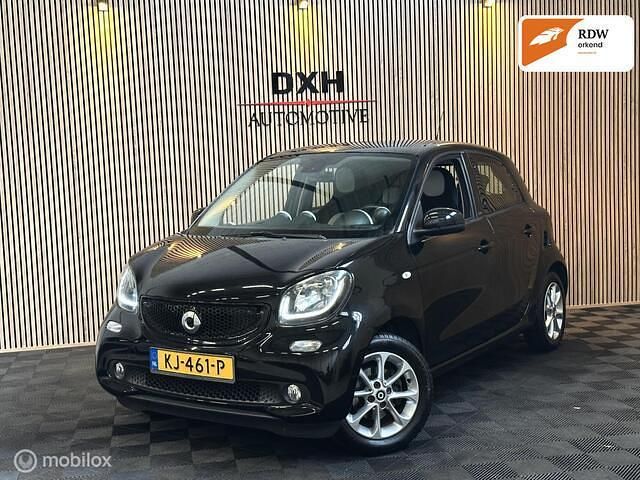 Zwart Gebruikt 2015 Smart ForFour Proxy Hatchback | € 5.440 (Eerlijke prijs) - Afbeelding 1/4