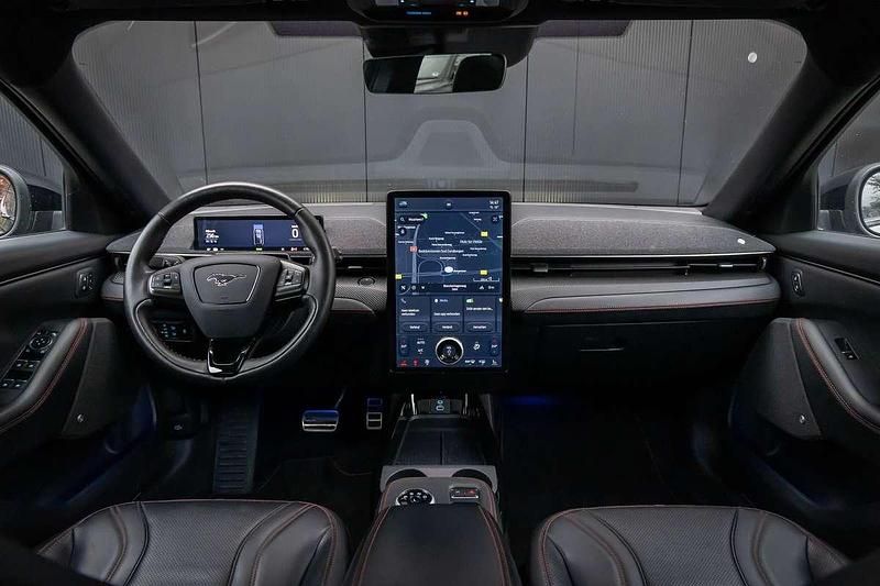 Occasion Ford Mustang Mach-E 275 kW (375 PK) 2022 Zwart SUV