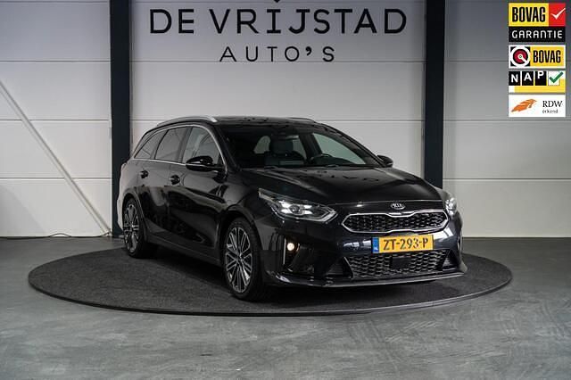 Zwart (metallic) Occasion 2019 Kia Ceed Sportswagon GT Stationwagen | € 19.650 (Iets duurder) - Afbeelding 1/4