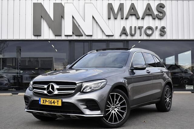 Grijs Gebruikt 2018 Mercedes GLC250 Premium Plus SUV | € 31.750 (Eerlijke prijs) - Afbeelding 1/4
