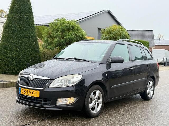 Zwart Occasion 2011 Skoda Fabia GreenLine Stationwagen | € 1.999 (Iets duurder) - Afbeelding 1/4