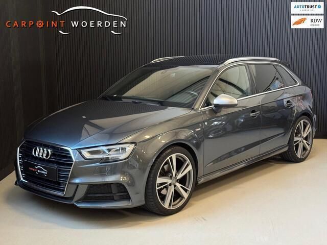 Grijs Gebruikt 2019 Audi A3 Sportback S-Line Hatchback | € 26.990 (Duur) - Afbeelding 1/4