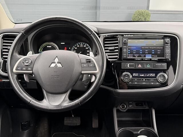 Occasion Mitsubishi Outlander Instyle 121 PK (88 kW) 2014 Grijs SUV