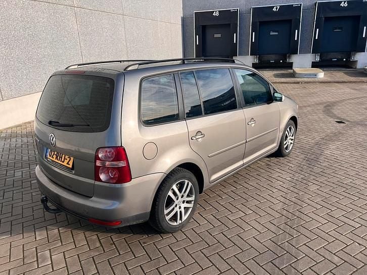 Occasion VW Touran Highline 140 PK (102 kW) 2007 Grijs MPV