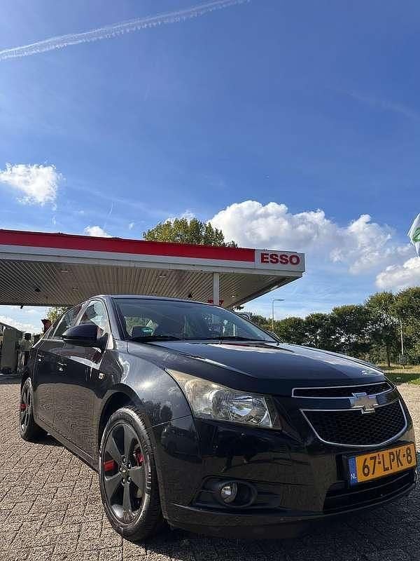 Occasion 2010 Chevrolet Cruze LT Sedan | € 3.400 (Eerlijke prijs) - Afbeelding 1/4