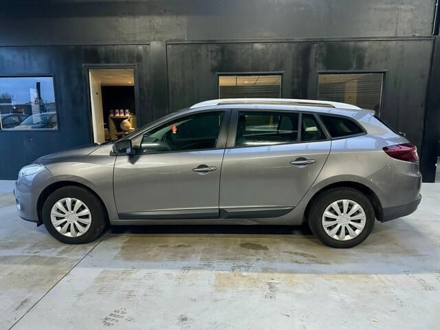 Occasion Renault Mégane GrandTour Expression 90 PK (66 kW) 2011 Grijs Stationwagen