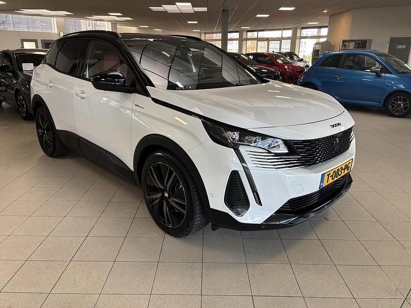 Wit Gebruikt 2023 Peugeot 3008 GT SUV | € 37.000 - Afbeelding 1/4