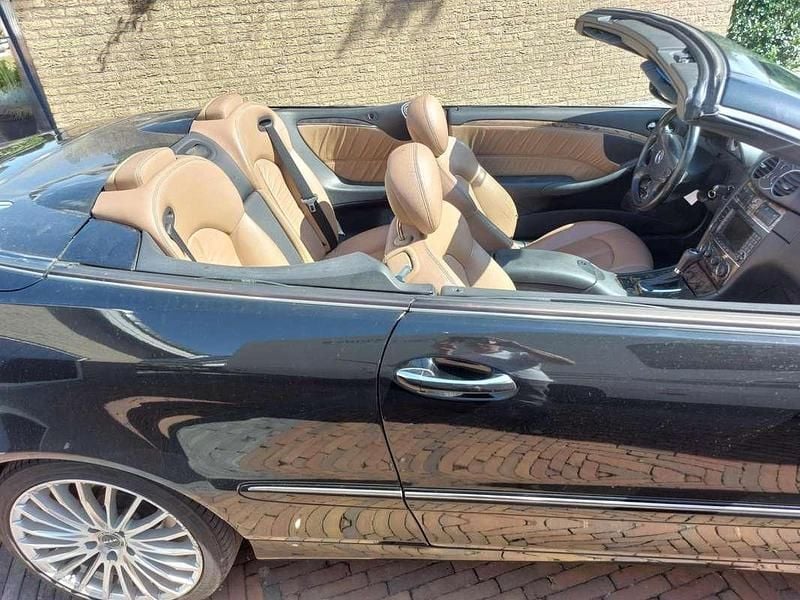 Zwart Gebruikt 2008 Mercedes CLK280 Elegance Cabriolet | € 6.750 (Iets duurder) - Afbeelding 1/4