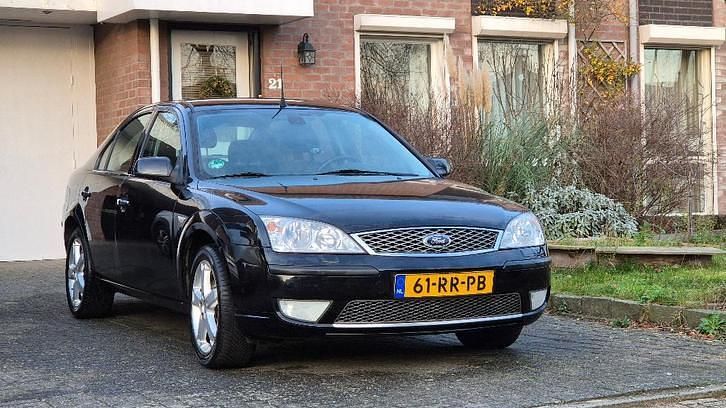 Occasion Ford Mondeo Platinum 145 PK (106 kW) 2005