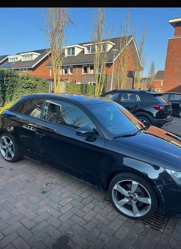 Occasion Audi A1 105 PK (77 kW) 2012 Zwart Hatchback