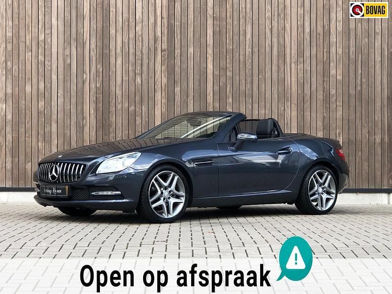 Grijs Gebruikt 2012 Mercedes SLK200 Cabriolet | € 17.900 (Eerlijke prijs) - Afbeelding 1/4