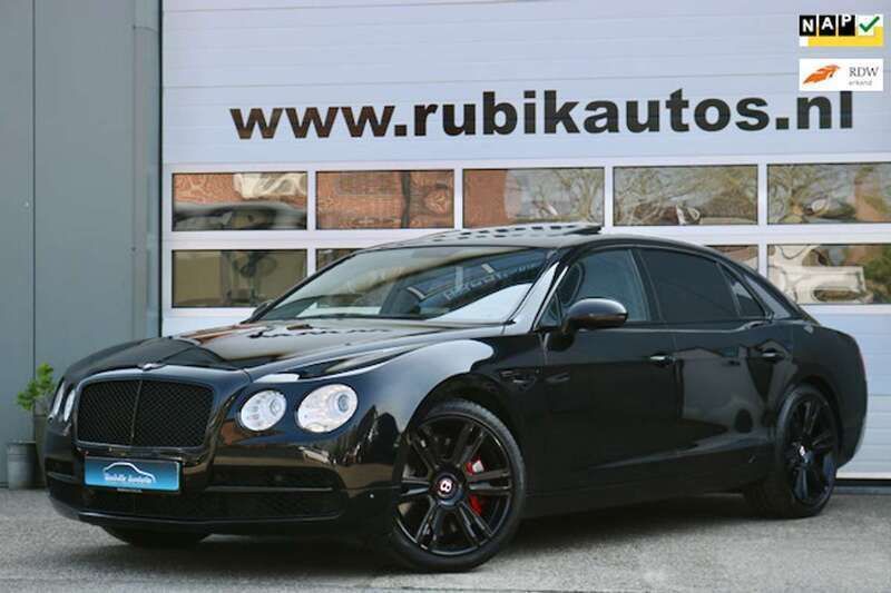 Zwart Gebruikt 2015 Bentley Flying Spur Sedan | € 74.950 - Afbeelding 1/4