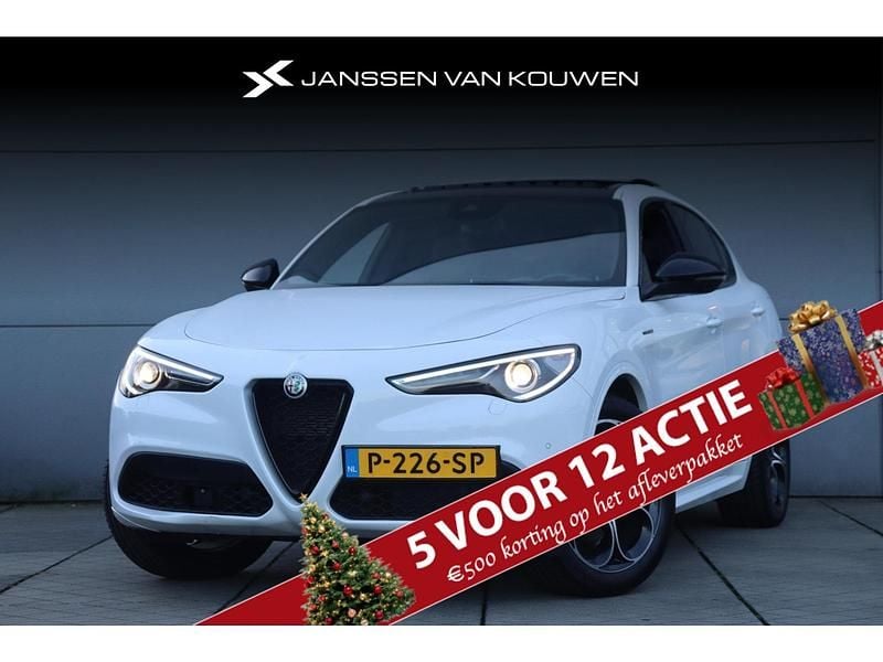 Wit Gebruikt 2022 Alfa Romeo Stelvio Veloce SUV | € 51.890 (Iets duurder) - Afbeelding 1/4