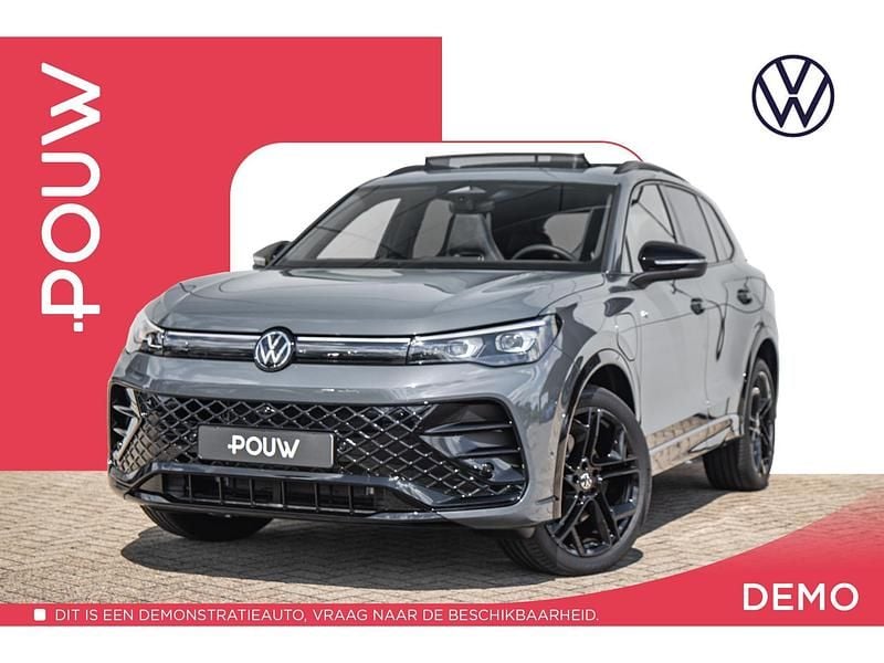Grijs Gebruikt 2025 VW Tiguan R-line Edition SUV | € 56.900 (Iets duurder) - Afbeelding 1/4