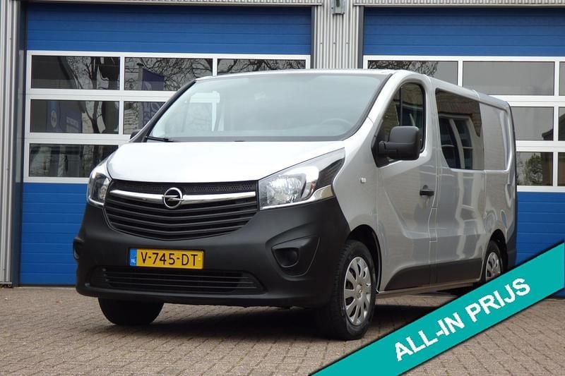 Zilver Occasion 2017 Opel Vivaro Selection MPV | € 13.776 (Duur) - Afbeelding 1/4