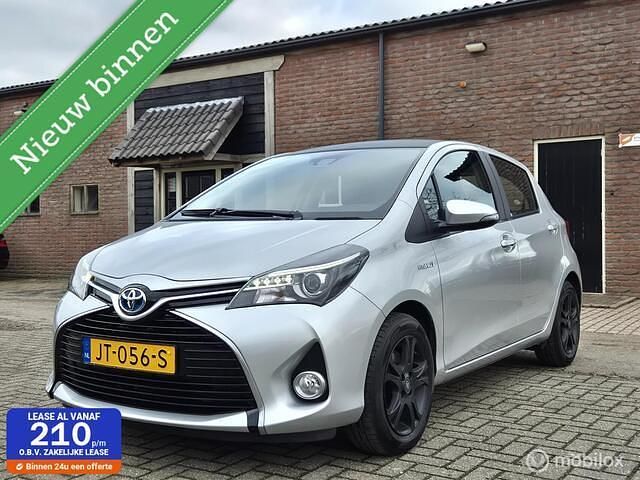 Grijs Occasion 2016 Toyota Yaris Trend Hatchback | € 12.950 (Eerlijke prijs) - Afbeelding 1/4