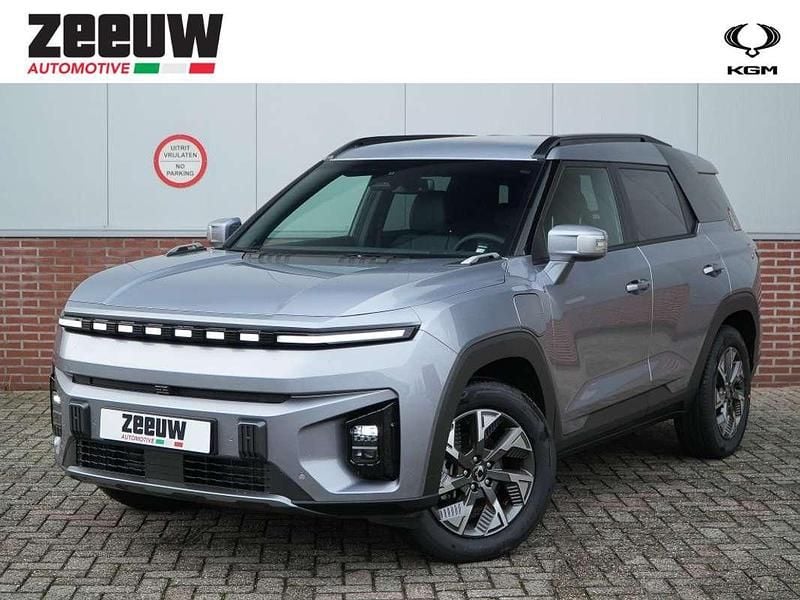 Zilver Nieuw 2025 Ssangyong Torres EVX SUV | € 45.550 - Afbeelding 1/4
