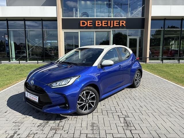 Blauw Gebruikt 2022 Toyota Yaris Hatchback | € 21.950 (Eerlijke prijs) - Afbeelding 1/4