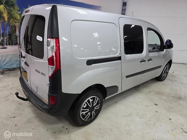 Occasion Renault Kangoo Komfort 90 PK (66 kW) 2014 Zilver MPV