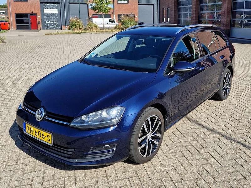 Blauw Gebruikt 2014 VW Golf VII Highline Stationwagen | € 11.250 (Eerlijke prijs) - Afbeelding 1/4