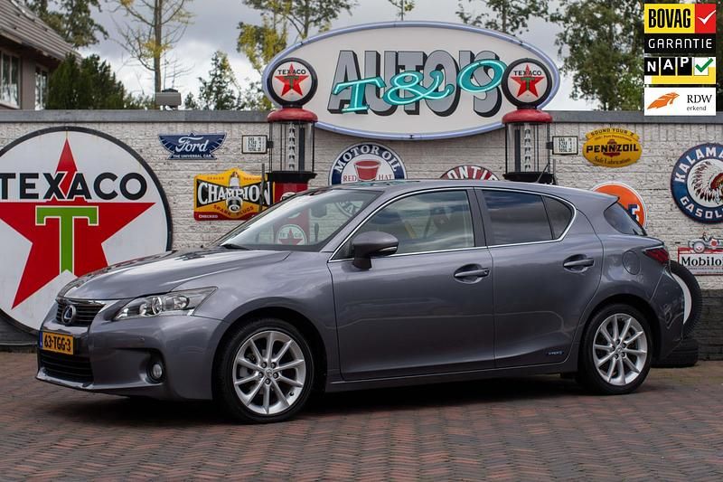 Grijs Gebruikt 2012 Lexus CT200h Business Edition Hatchback | € 16.450 (Eerlijke prijs) - Afbeelding 1/4