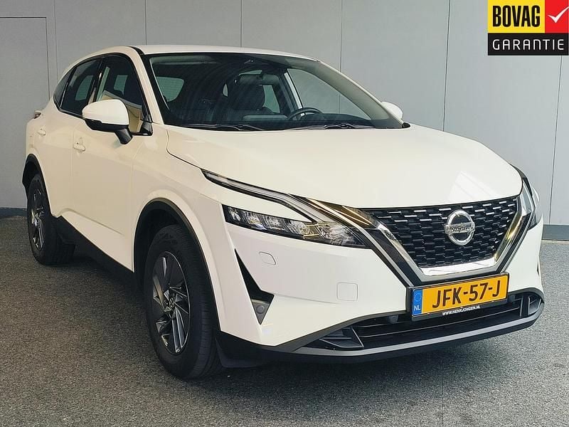Wit Gebruikt 2022 Nissan Qashqai S SUV | € 20.950 (Eerlijke prijs) - Afbeelding 1/4
