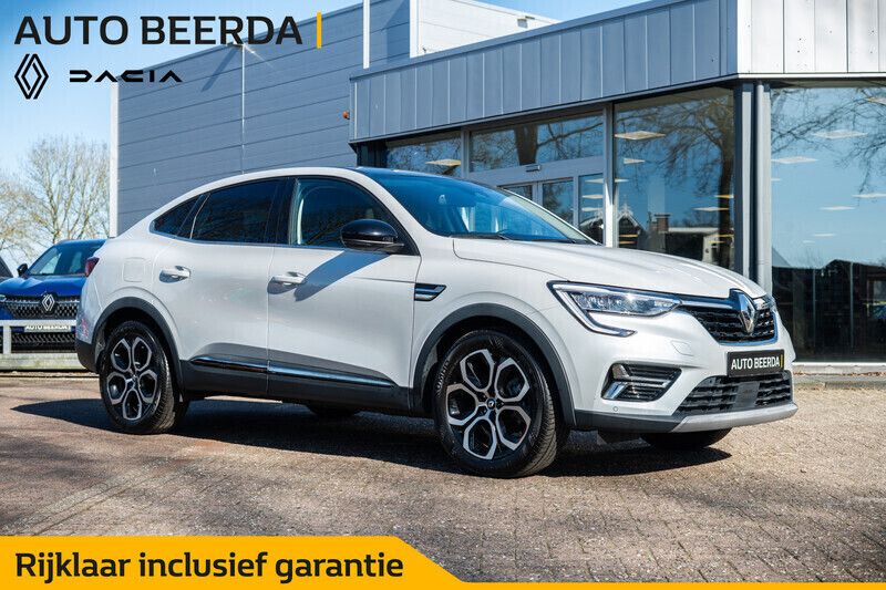 Blanc perle qxd (licht wit metallic) Gebruikt 2023 Renault Arkana Techno SUV | € 25.890 (Eerlijke prijs) - Afbeelding 1/4