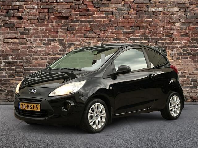 Zwart Gebruikt 2009 Ford Ka Titanium Hatchback | € 3.445 (Eerlijke prijs) - Afbeelding 1/4