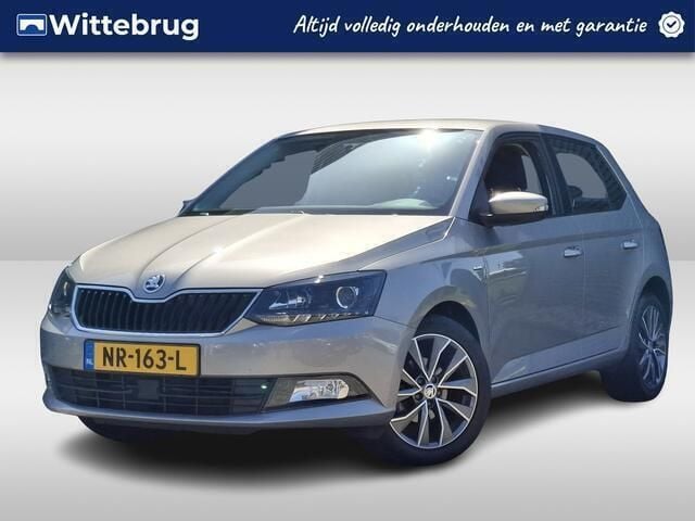 Beige Gebruikt 2017 Skoda Fabia Drive Hatchback | € 11.425 (Eerlijke prijs) - Afbeelding 1/4