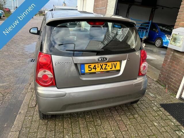 Occasion Kia Picanto First Edition 65 PK (47 kW) 2007 Grijs Hatchback