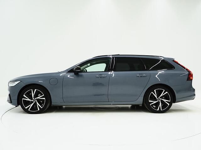 Occasion Volvo V90 Plus 340 PK (250 kW) 2023 Grijs (metallic) Stationwagen