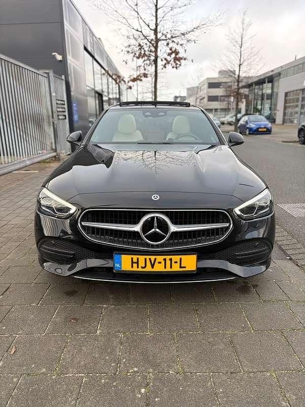 Occasion Mercedes C300 AMG line 204 PK (150 kW) 2022 Zwart Sedan