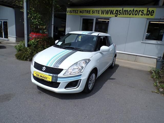 Wit Gebruikt 2015 Suzuki Swift Coupé | € 8.750 - Afbeelding 1/4