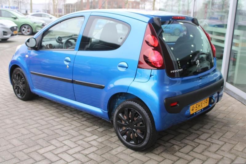Occasion Peugeot 107 Active 68 PK (50 kW) 2013 Blauw Hatchback