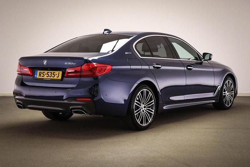 Occasion BMW 530e Executive 2018 Blauw Sedan