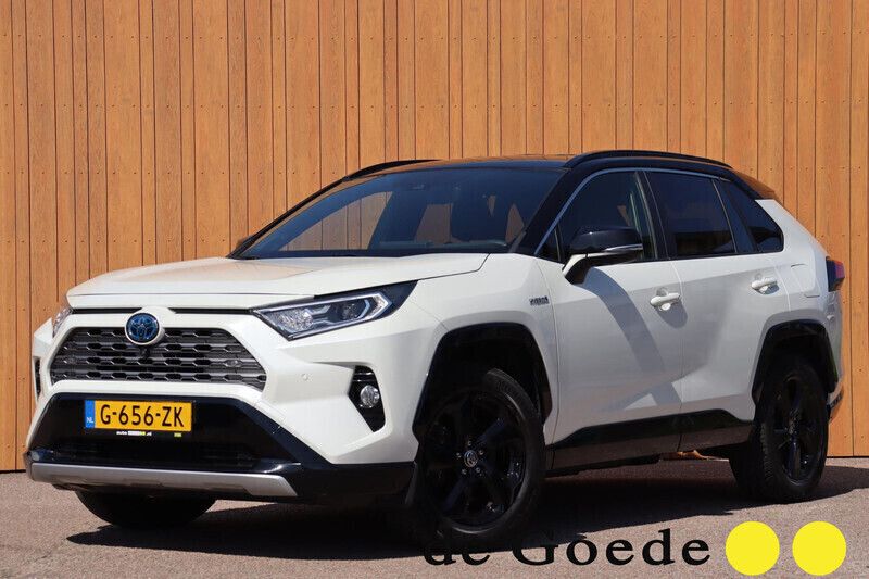 Wit Gebruikt 2020 Toyota RAV4 Hybrid SUV | € 32.940 (Iets duurder) - Afbeelding 1/4