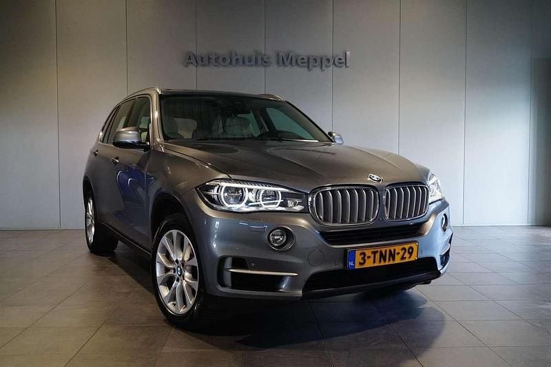 Grijs Gebruikt 2014 BMW X5 SUV | € 28.950 (Goede deal) - Afbeelding 1/4