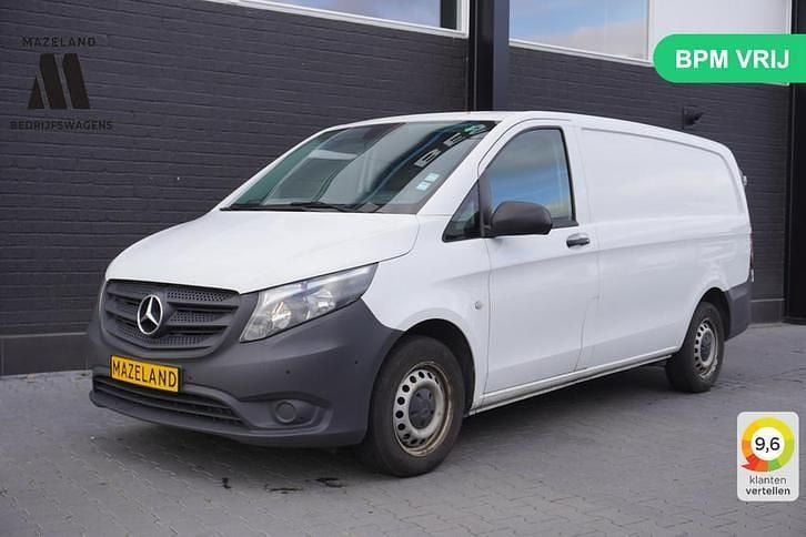 Wit Gebruikt 2021 Mercedes Vito Van | € 14.950 (Eerlijke prijs) - Afbeelding 1/4