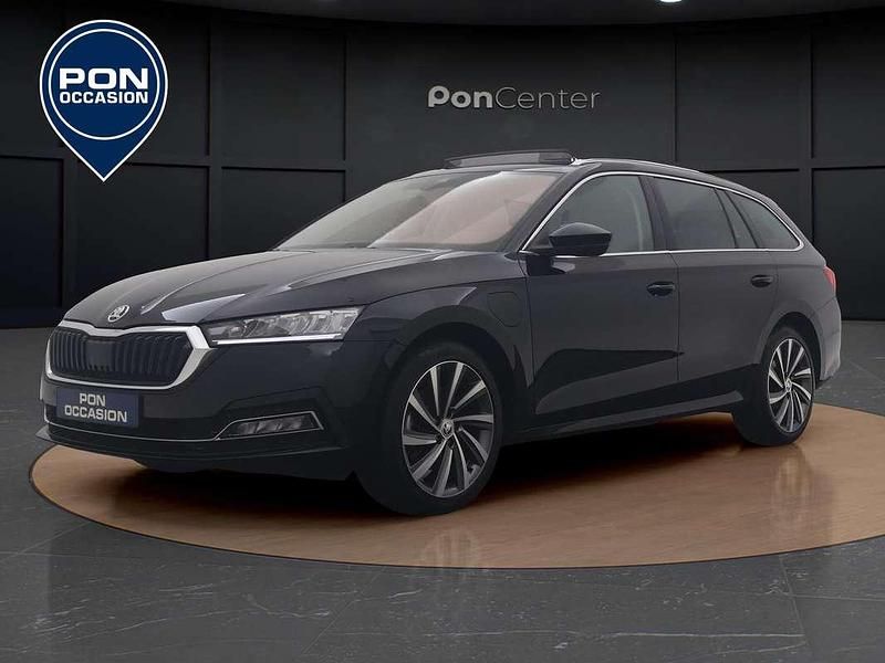 Zwart Gebruikt 2022 Skoda Octavia Business Line Stationwagen | € 26.450 (Eerlijke prijs) - Afbeelding 1/3