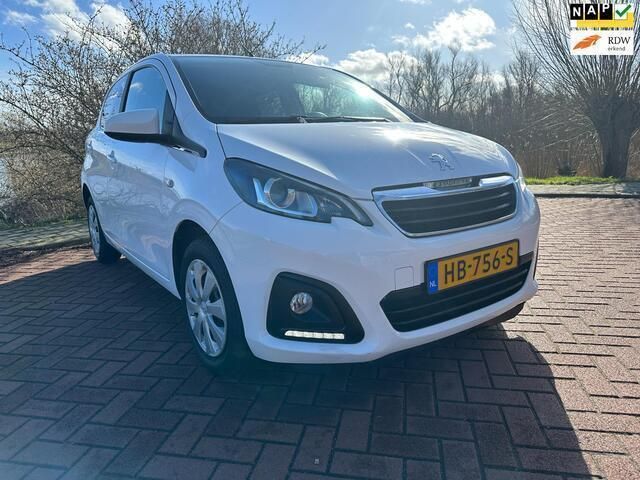 Wit Gebruikt 2015 Peugeot 108 Active Hatchback | € 5.299 (Eerlijke prijs) - Afbeelding 1/4