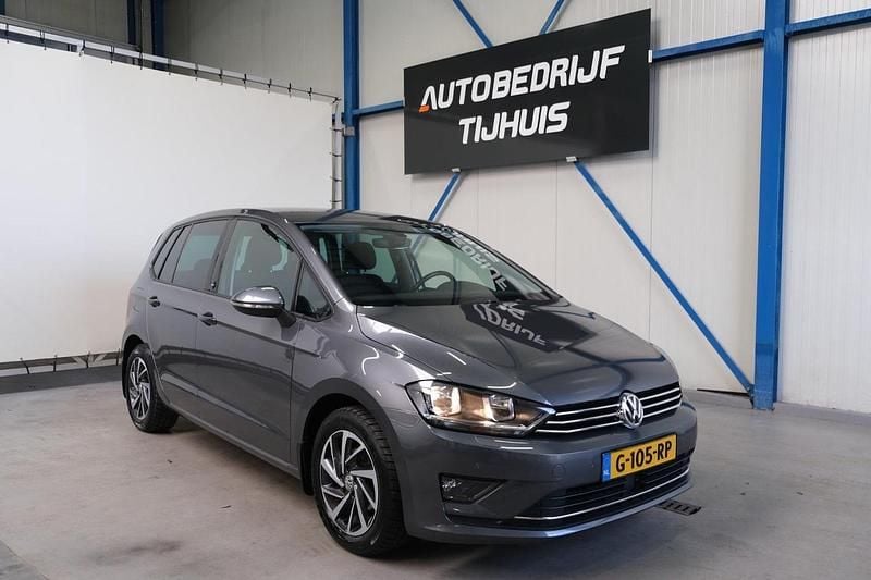 Occasion VW Golf Sportsvan Highline 2017 Grijs (metallic) MPV