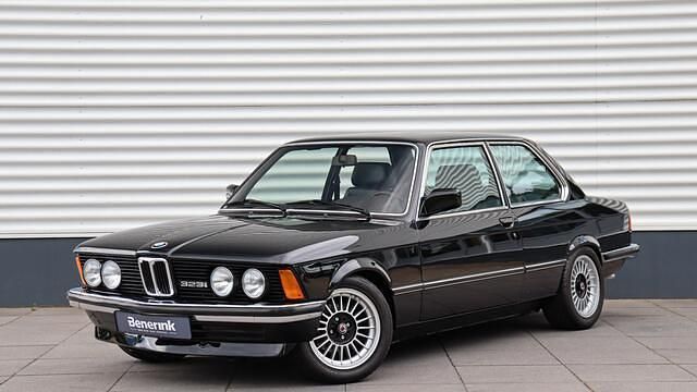Zwart Gebruikt 1981 BMW 323 Sedan | € 46.950 - Afbeelding 1/4