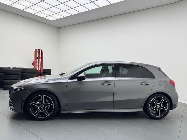 Occasion Mercedes A180 Business 136 PK (100 kW) 2020 Grijs (metallic) Hatchback